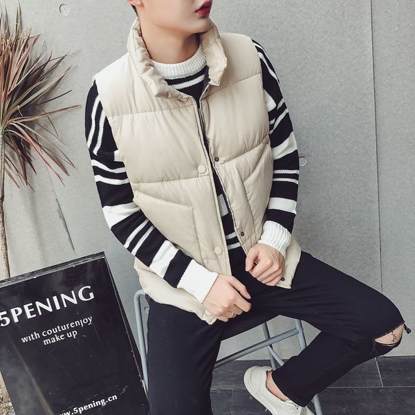 autumn/winter 2019 men down vests collar pure color trend handsome cotton vest, Black;white
autumn/winter 2019 men down vests collar pure color trend handsome cotton vest, Black;white