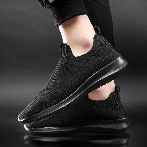 light outdoor man sneakers running shoes slip on footwear men training trainers comfortable shoes sport breathable walking
light outdoor man sneakers running shoes slip on footwear men training trainers comfortable shoes sport breathable walking