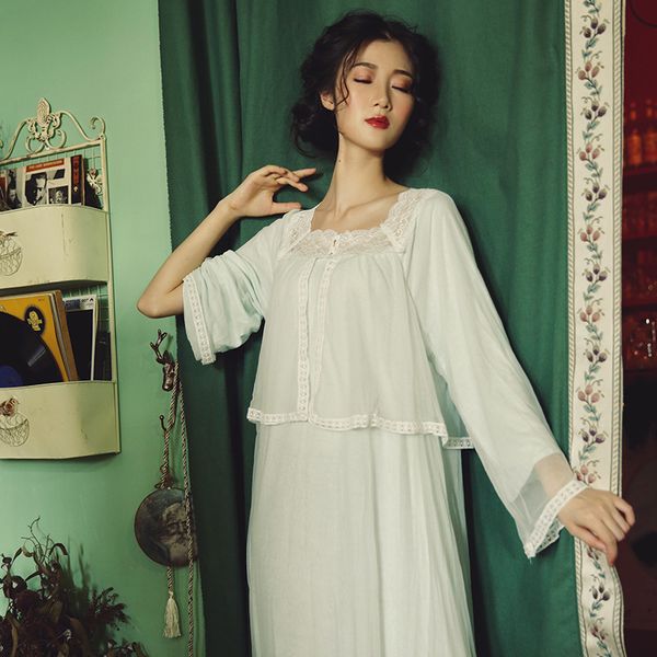 ladies autumn and winter 2019 new korean version of the court loose modal cotton mesh nightdress home service, Black;red
ladies autumn and winter 2019 new korean version of the court loose modal cotton mesh nightdress home service, Black;red