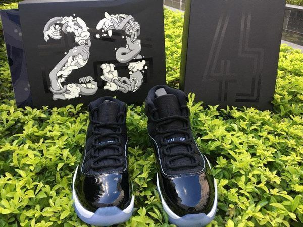 new 2020 11 space jam 45 xii casual shoes authentic concord 45 black white 378038 -003 real carbon fiber sneakers size 40 -47
new 2020 11 space jam 45 xii casual shoes authentic concord 45 black white 378038 -003 real carbon fiber sneakers size 40 -47
