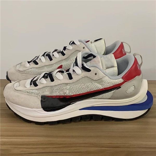 2020 release sacai x vaporwaffle ldwaffle ldv black white green blue red men women running shoes sports sneakers with original box
2020 release sacai x vaporwaffle ldwaffle ldv black white green blue red men women running shoes sports sneakers with original box