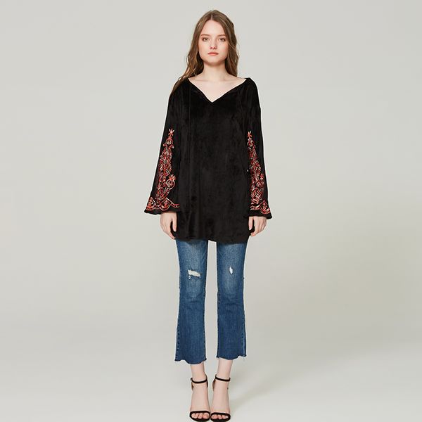 summer new pure color tour vintage folk style velvet embroidery v neck horn sleeve short style dress, Black;gray
summer new pure color tour vintage folk style velvet embroidery v neck horn sleeve short style dress, Black;gray