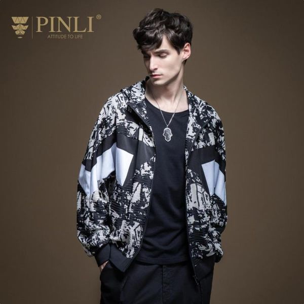 pinli 2020 spring new hooded slim thin woven stitching windproof printing zipper men's casual jacket b201304039, Black;brown
pinli 2020 spring new hooded slim thin woven stitching windproof printing zipper men's casual jacket b201304039, Black;brown