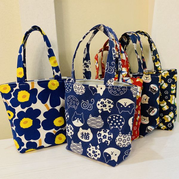 handmade hand-held canvas bag simple shopping handbags ladies reusable foldable eco grocery totes fashion lunch bags with zipper
handmade hand-held canvas bag simple shopping handbags ladies reusable foldable eco grocery totes fashion lunch bags with zipper