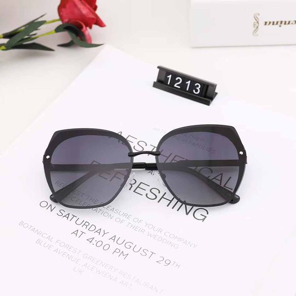 2020 new polarized sunglasses retro driving travel sunglasses vacation wild diamond sunglasses with original box 1213
2020 new polarized sunglasses retro driving travel sunglasses vacation wild diamond sunglasses with original box 1213
