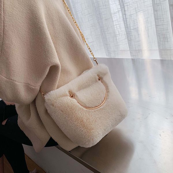 elegant female tote bag 2019 winter fashion new soft plush women's designer handbag chain shoulder messenger bag
elegant female tote bag 2019 winter fashion new soft plush women's designer handbag chain shoulder messenger bag