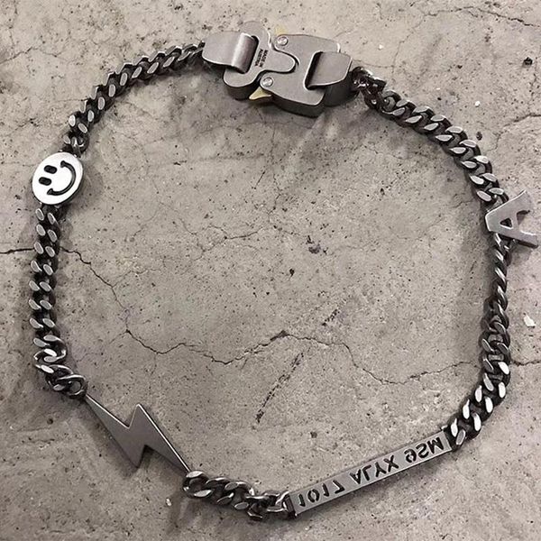 hip hop alyx hero chain necklace men women high street pearl alyx accessories titanium steel metal necklace, Golden;silver
hip hop alyx hero chain necklace men women high street pearl alyx accessories titanium steel metal necklace, Golden;silver