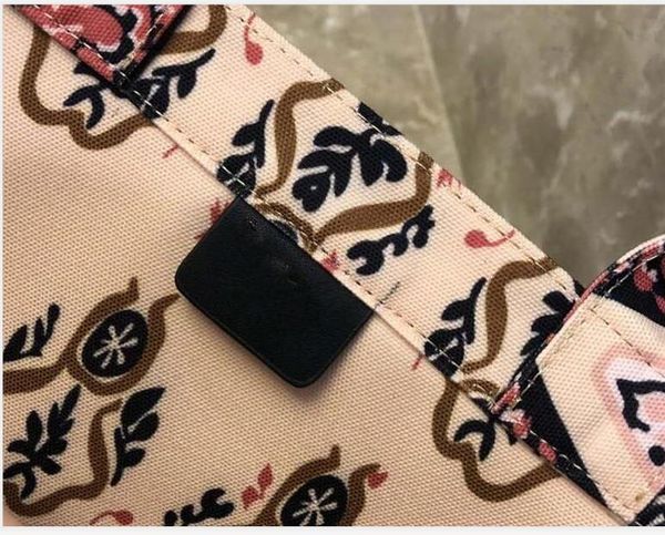 the new fashion lady bag his hand the bill of lading genuine leather handbag women shoulder messenger woman bags vintage designer tote new82
the new fashion lady bag his hand the bill of lading genuine leather handbag women shoulder messenger woman bags vintage designer tote new82