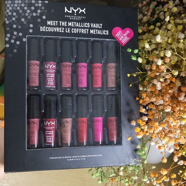 new nyx professional makeup meet the metallics vault decouvrez le coffret metalics 12pcs soft matte lip cream set nyx lip gloss 12*4.7ml
new nyx professional makeup meet the metallics vault decouvrez le coffret metalics 12pcs soft matte lip cream set nyx lip gloss 12*4.7ml