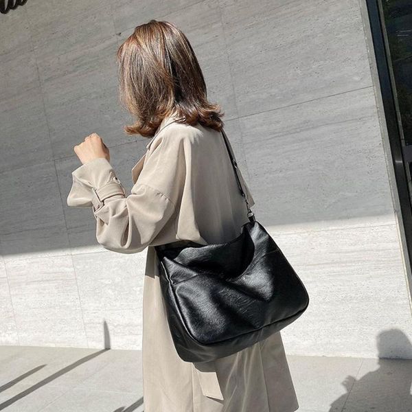 simple messenger bag women pu leather wide pure selling durable simple comfortable soft shoulder crossbody handbag
simple messenger bag women pu leather wide pure selling durable simple comfortable soft shoulder crossbody handbag