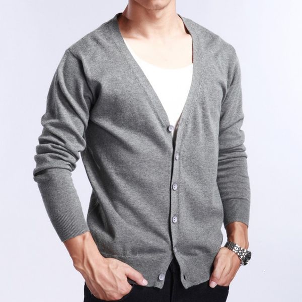 autumn v neck mens cardigan sweater overcoat businessmen thin slim fit knitted sweater full sleeved comfort cardigan masculino, White;black
autumn v neck mens cardigan sweater overcoat businessmen thin slim fit knitted sweater full sleeved comfort cardigan masculino, White;black