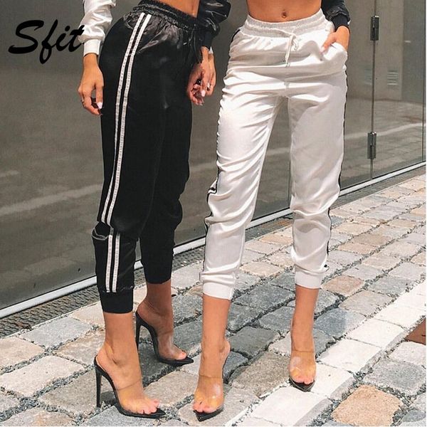 2020 women running sports pants loose autumn spring casual yoga pants exercise fitness jogging trousers workout sport, White;red
2020 women running sports pants loose autumn spring casual yoga pants exercise fitness jogging trousers workout sport, White;red