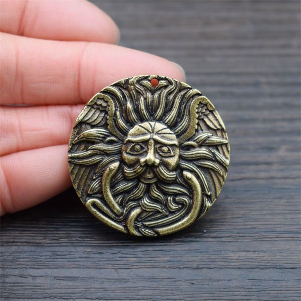 retro fire and sun god pendant keychain unique round face amulet pagan jewelry, Silver
retro fire and sun god pendant keychain unique round face amulet pagan jewelry, Silver