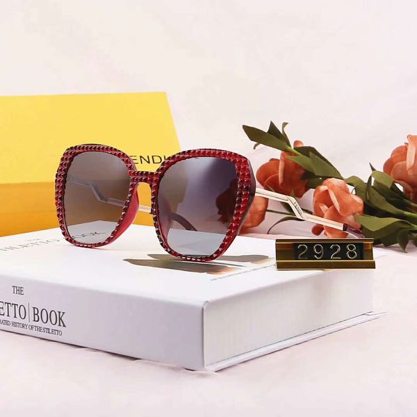 designer sunglasses luxury sunglasses stylish brand fashion polarized for womens glass uv400 with box new arrive 2928, White;black
designer sunglasses luxury sunglasses stylish brand fashion polarized for womens glass uv400 with box new arrive 2928, White;black