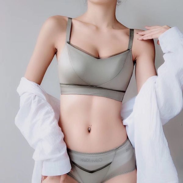 summer kasha seemless non-steel ring tube underwear push up adjustable-anti-exposure paper bra set one-piece, Red;black
summer kasha seemless non-steel ring tube underwear push up adjustable-anti-exposure paper bra set one-piece, Red;black
