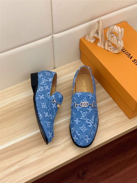 19ss роскошные крыло наконечник brogue человек вечернее платье обувь мужской натуральная кожа резные мокасины острым носом мужская свадьба с, Black 
19ss роскошные крыло наконечник brogue человек вечернее платье обувь мужской натуральная кожа резные мокасины острым носом мужская свадьба с, Black