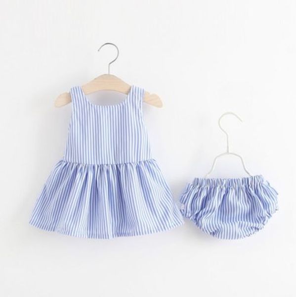 2 pieces striped bowknot backless dress and ruffled lace shorts set for toddler girls summer clothes, White
2 pieces striped bowknot backless dress and ruffled lace shorts set for toddler girls summer clothes, White