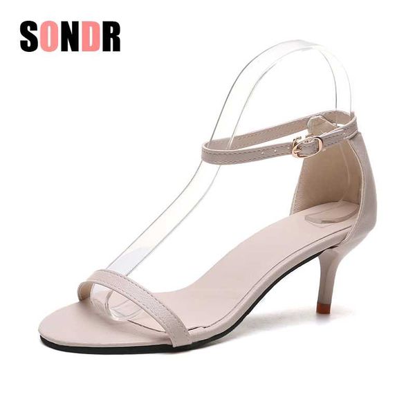 new summer women peep-toe heel sandals heels waterproof cross straphollow out sandals for women's shoes, Black
new summer women peep-toe heel sandals heels waterproof cross straphollow out sandals for women's shoes, Black