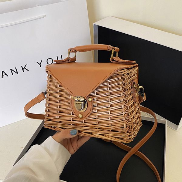 женщины тканых сумок кожи площадь стро женского crossbody плечо сумка модные и простые пляжные сумки лето болс feminina
женщины тканых сумок кожи площадь стро женского crossbody плечо сумка модные и простые пляжные сумки лето болс feminina