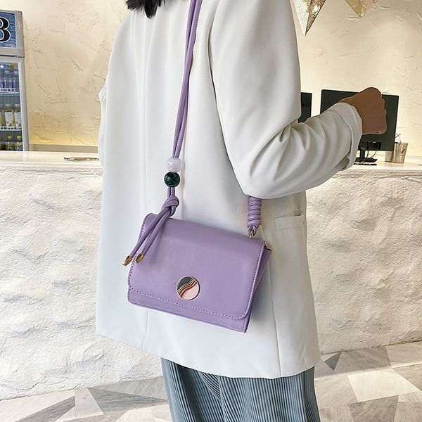2020 new ladies shoulder bag retro fashion casual handbag korean version messenger bag ladies small square
2020 new ladies shoulder bag retro fashion casual handbag korean version messenger bag ladies small square
