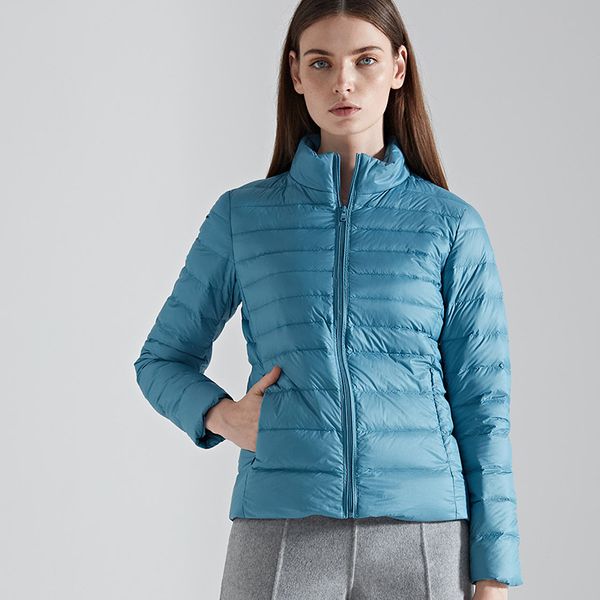women winter coat 2019 ultra light 90% white duck down jacket ladies slim puffer jacket female windproof down coat parka, Black
women winter coat 2019 ultra light 90% white duck down jacket ladies slim puffer jacket female windproof down coat parka, Black