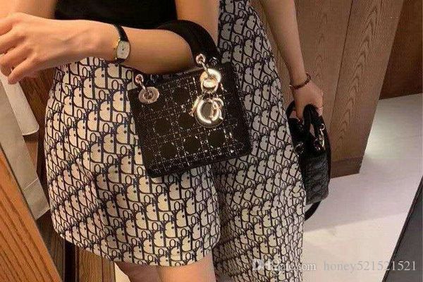 women's design fashion high waist a-line letter jacquard plus size short skirt s m l, Black
women's design fashion high waist a-line letter jacquard plus size short skirt s m l, Black