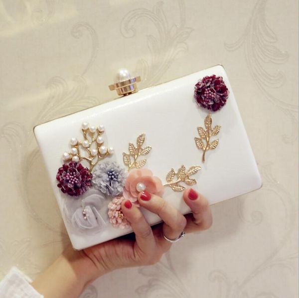 2018 fashion korean edition dinner bag single shoulder female mini pu small square bag soft surface fashionable lock lady lady b
2018 fashion korean edition dinner bag single shoulder female mini pu small square bag soft surface fashionable lock lady lady b