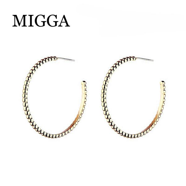 hoop & huggie migga glossy c shaped round circle metal earrings gold/silver color fashion women jewelry, Golden;silver
hoop & huggie migga glossy c shaped round circle metal earrings gold/silver color fashion women jewelry, Golden;silver
