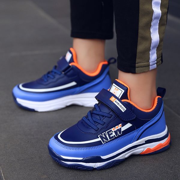 original kids sneakers infant running boys girls shoes genuine leather triple s 3.0 hook and loop chlidren trainers max size 39
original kids sneakers infant running boys girls shoes genuine leather triple s 3.0 hook and loop chlidren trainers max size 39