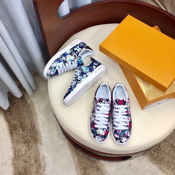 fashion ladies high-quality coach sneakers coach shoes men and women running flat running shoes leather racer size 35-42, Black
fashion ladies high-quality coach sneakers coach shoes men and women running flat running shoes leather racer size 35-42, Black