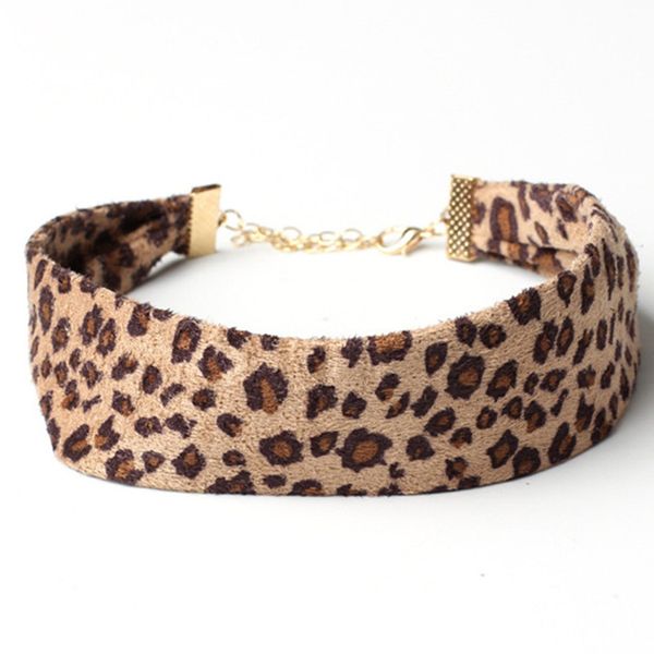 2019 style suede leopard print wild choker gothic animal skin print classic torques necklace for girls women gift, Silver
2019 style suede leopard print wild choker gothic animal skin print classic torques necklace for girls women gift, Silver