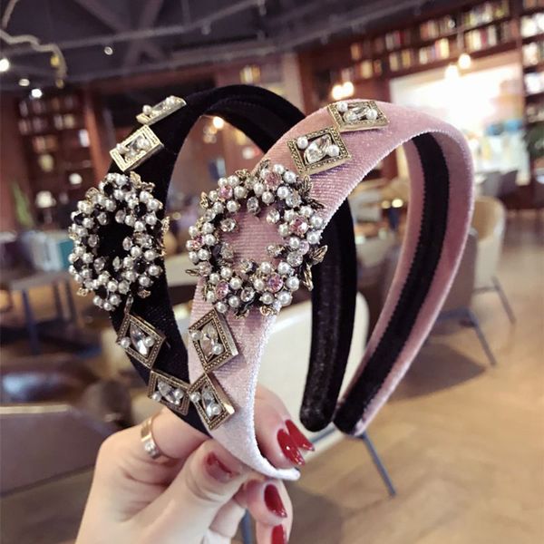 bohemian velvet hairband with metal pearl beads handmade headband customized hair accessories
bohemian velvet hairband with metal pearl beads handmade headband customized hair accessories