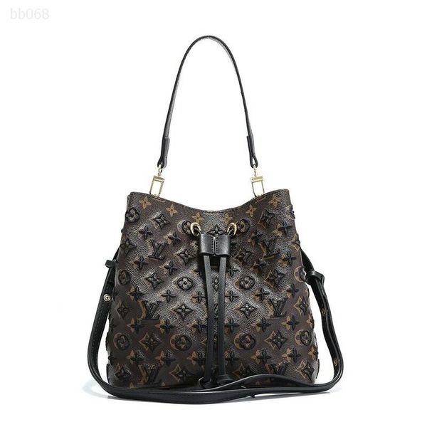 simple fashion handbags drawstring ladies barrel-shaped bag bucket bag crossbody shoulder bags mid size portable checkered for girl classic
simple fashion handbags drawstring ladies barrel-shaped bag bucket bag crossbody shoulder bags mid size portable checkered for girl classic