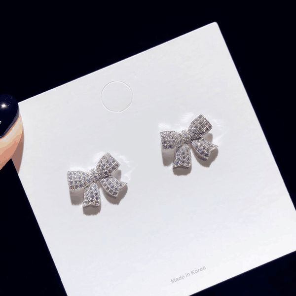 delicate pendientes 925 sterling silver bowknot dazzling mosaic zircon stud earrings for women prevent allergy jewelry, Golden;silver
delicate pendientes 925 sterling silver bowknot dazzling mosaic zircon stud earrings for women prevent allergy jewelry, Golden;silver