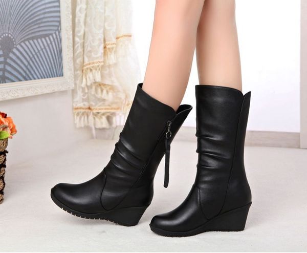 2019 internal increase short women autumn new winter round head boots woman plus size zapatos de mujer 563 y200115, Black
2019 internal increase short women autumn new winter round head boots woman plus size zapatos de mujer 563 y200115, Black