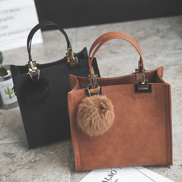 new handbag women casual tote bag female large shoulder messenger bags suede leather handbag with fur ball y190620
new handbag women casual tote bag female large shoulder messenger bags suede leather handbag with fur ball y190620