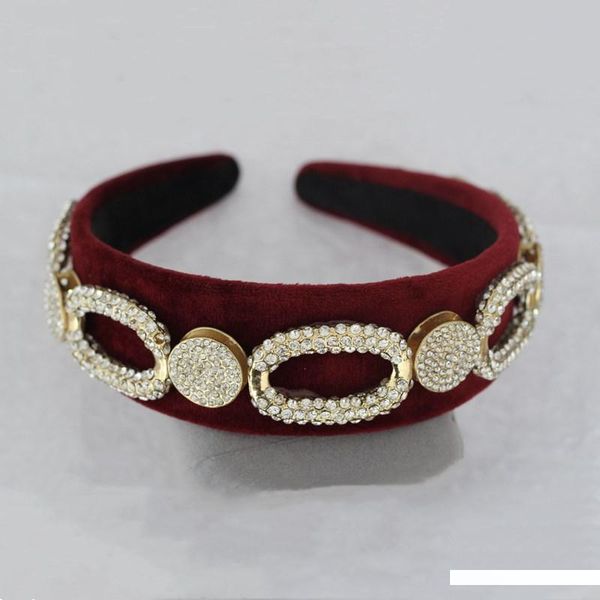 fashion charm pink velvet crystal baroque headband gem queen crown tiara headwear for women wedding hair jewelry christmas gift, Slivery;golden
fashion charm pink velvet crystal baroque headband gem queen crown tiara headwear for women wedding hair jewelry christmas gift, Slivery;golden