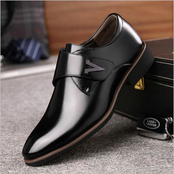 men dress shoes business wedding shoes new fashion male black brown formal pu leather oxfords pointed toe le
men dress shoes business wedding shoes new fashion male black brown formal pu leather oxfords pointed toe le