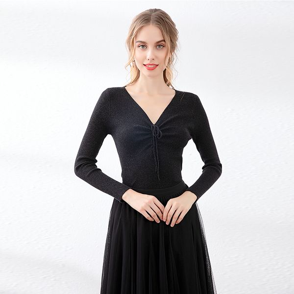 2019 autumn new v-neck bottoming shirt long sleeve drawstring thin solid color slim short knitted skirt, Black;gray
2019 autumn new v-neck bottoming shirt long sleeve drawstring thin solid color slim short knitted skirt, Black;gray