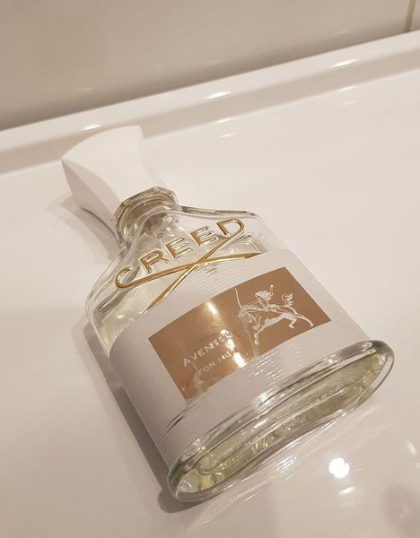 New creed aventu for her perfume for women with long la ting high fragrance 75ml good quality come with box
New creed aventu for her perfume for women with long la ting high fragrance 75ml good quality come with box