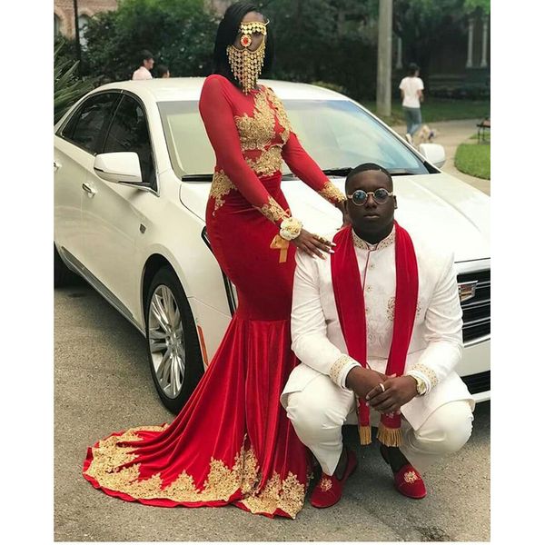 Gold Applique Mermaid Prom Dresses 2019 New Long Sleeve Sweep Strain Beading Scoop Neck Velvet Formal Evening Dress Party Gowns
Gold Applique Mermaid Prom Dresses 2019 New Long Sleeve Sweep Strain Beading Scoop Neck Velvet Formal Evening Dress Party Gowns