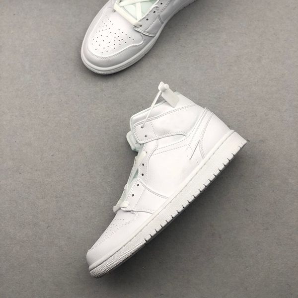 jumpman 1 retro high guava ice 555088801 guava ice sail size 3646 fashion trainers new designer sneakers designer sho light smoke ges, White;red
jumpman 1 retro high guava ice 555088801 guava ice sail size 3646 fashion trainers new designer sneakers designer sho light smoke ges, White;red