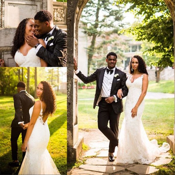 wholesale- plus size mermaid appliques wedding dresses v neck sleeveless backless sweep train garden beach wedding gowns, White
wholesale- plus size mermaid appliques wedding dresses v neck sleeveless backless sweep train garden beach wedding gowns, White