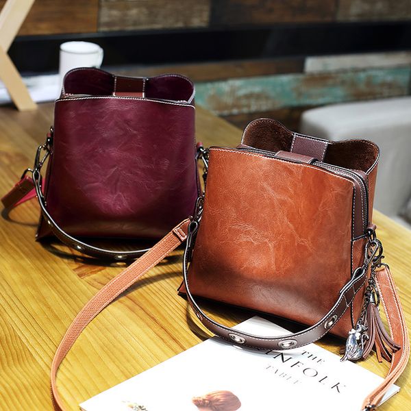 spring multi-layer bag women's 2020 new fashion able-in-the-air women's bag bucket hand-held one-shoulder slanted small
spring multi-layer bag women's 2020 new fashion able-in-the-air women's bag bucket hand-held one-shoulder slanted small