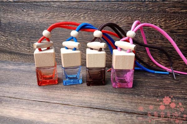 8ml new color quare car hanging perfume empty gla bottle wedding holiday gift 100pc lot
8ml new color quare car hanging perfume empty gla bottle wedding holiday gift 100pc lot
