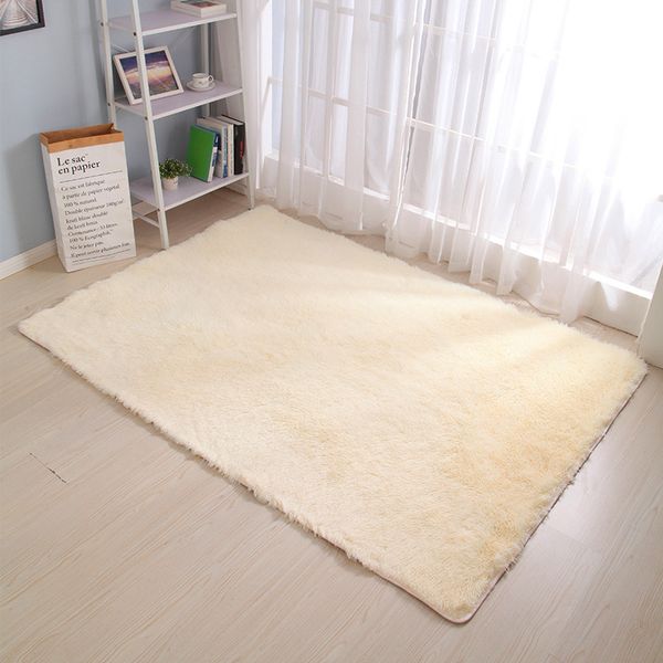 plush carpet living room table blanket girl bedroom bedside blanket room covered with lovely princess grey mattress
plush carpet living room table blanket girl bedroom bedside blanket room covered with lovely princess grey mattress