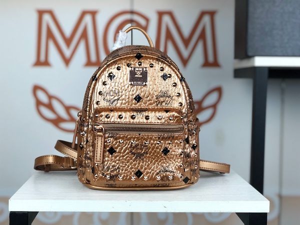 5919 stark designer luxury genuine leather women twist handbag messenger shoulder bag pockets totes shopping bags backpack key wallets
5919 stark designer luxury genuine leather women twist handbag messenger shoulder bag pockets totes shopping bags backpack key wallets