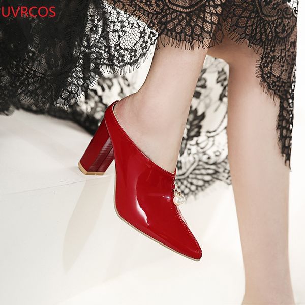slippers fashion wear pointed heel half spring and summer women's shoes thick with red pearl female, Black
slippers fashion wear pointed heel half spring and summer women's shoes thick with red pearl female, Black