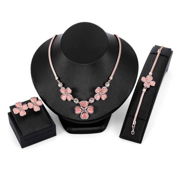 3pcs/set beautiful flower women jewelry set necklace & earrings & bracelet wedding jewelry for women wedding party sets, Silver
3pcs/set beautiful flower women jewelry set necklace & earrings & bracelet wedding jewelry for women wedding party sets, Silver