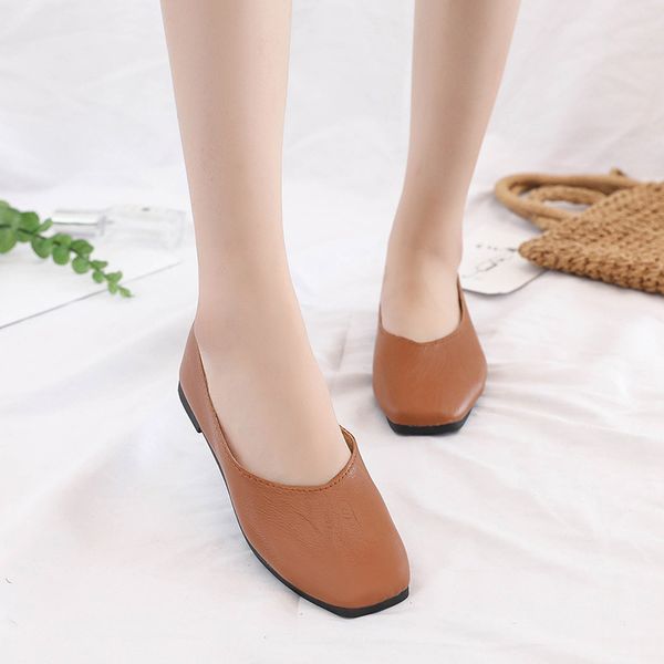 2019 new korean version flat square square shallow mouth set foot shoes solid color casual wild grandma shoes, Black
2019 new korean version flat square square shallow mouth set foot shoes solid color casual wild grandma shoes, Black